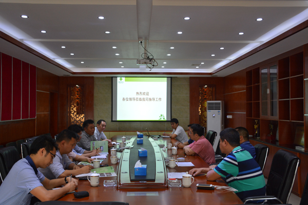 番禺区供销社一行到白云区供销社参观调研废旧家具资源回收处理工作 番禺区供销社一行到白云区供销社参观调研废旧家具资源回收处理工作